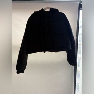 Black Women's Cropped Puffer Jacket